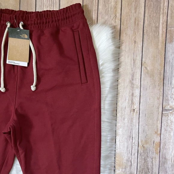 The North Face Men’s Heritage Patch Cordovan Joggers - Picture 3 of 8